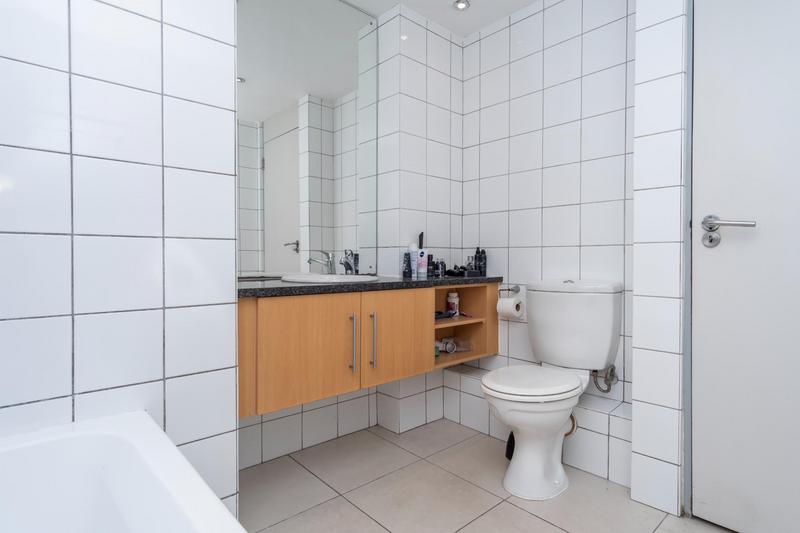 To Let 2 Bedroom Property for Rent in Claremont Western Cape